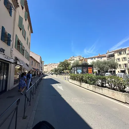 Des Lices Apartment Saint-Tropez